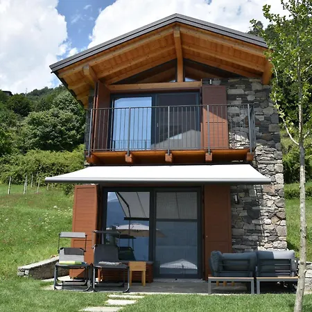 Grandin Holidayhouse * Домазо